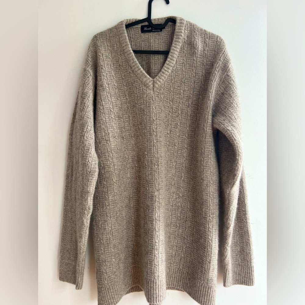 Pure Lambs Wool  By Elson  Chunky sweater Cable-Knit  men’s size 42